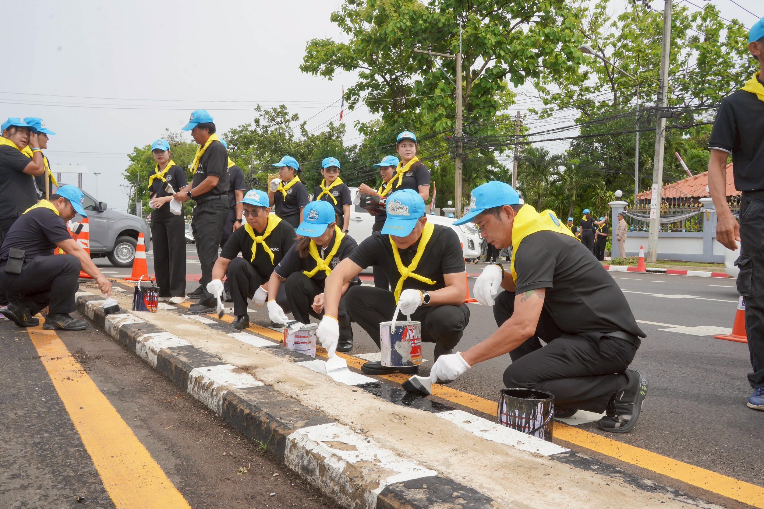 title - ส.ป.ก.ยโสธร ร่วมกิจกรรมจิตอาสาพัฒนา เนื่องในวันพระบาทสมเด็จพระปกเกล้าเจ้าอยู่หัว